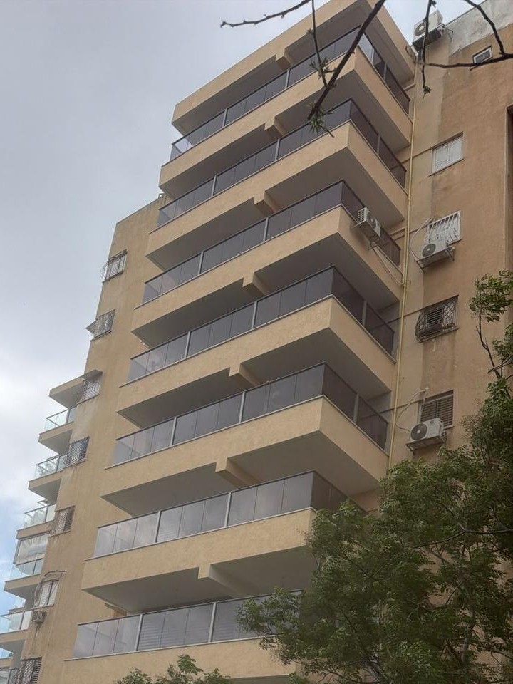 בניית-מרפסות-בת-ים-אנה-פרנק-27